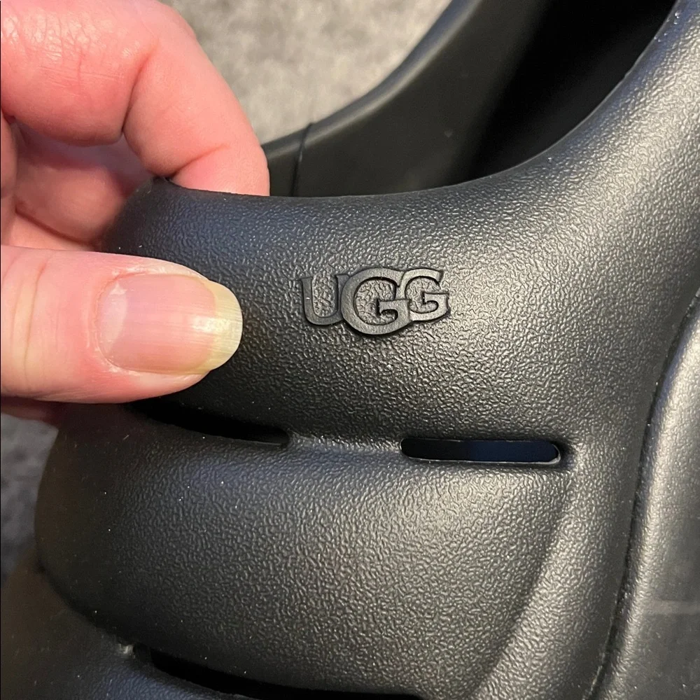 UGG Black Puffer Slide Sandals/sports clogs - Picture 12 of 13